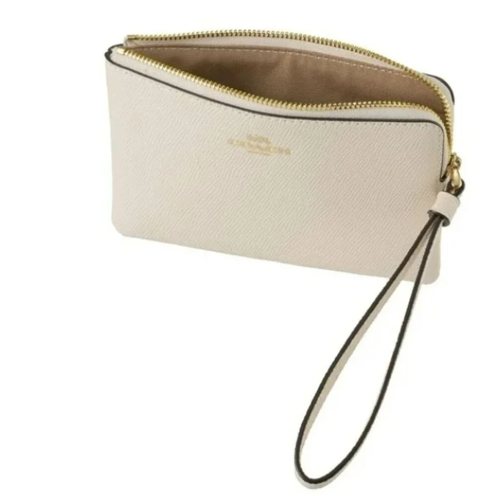 Coach Corner Zip Wristlet in White Signature Canvas NWT Authentic Mini Bag